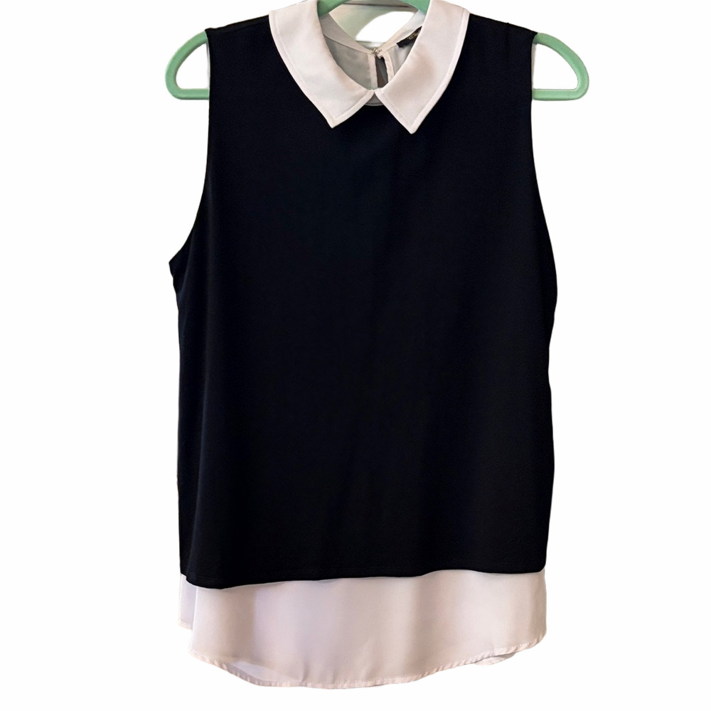 Cupio XL Black and white collared sleeveless tunic top.